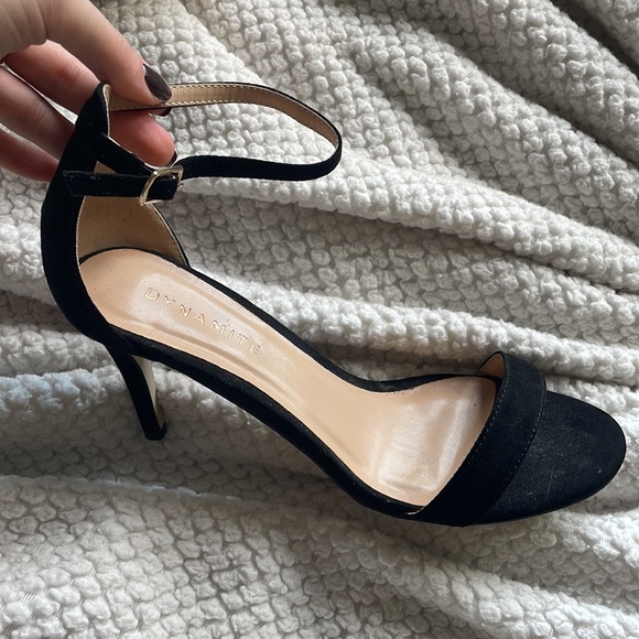 💛2/$10💛 dynamite black heels - Picture 4 of 4